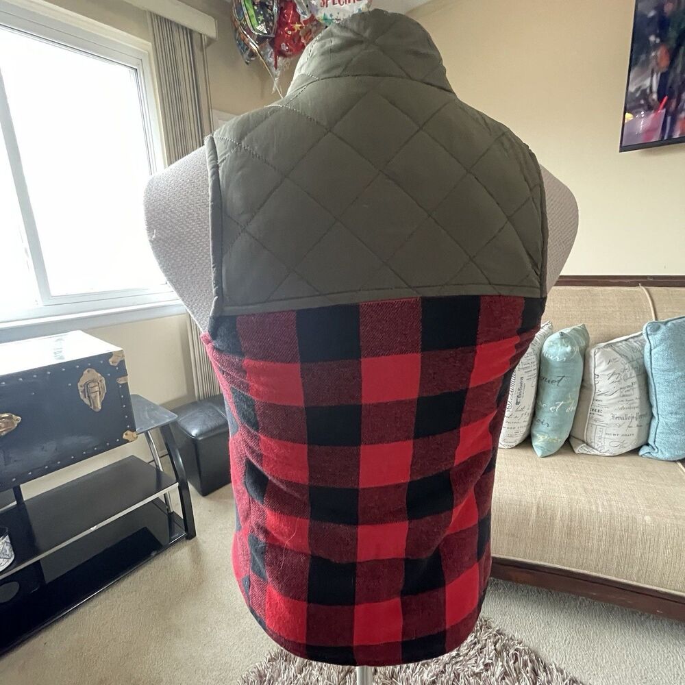 Maurices Women's Buffalo Plaid Puffer Vest Jacket Coat with Pockets Size Small - Picture 6 of 13